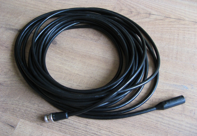 Cetacean Research™ CR2 hydrophone with cable